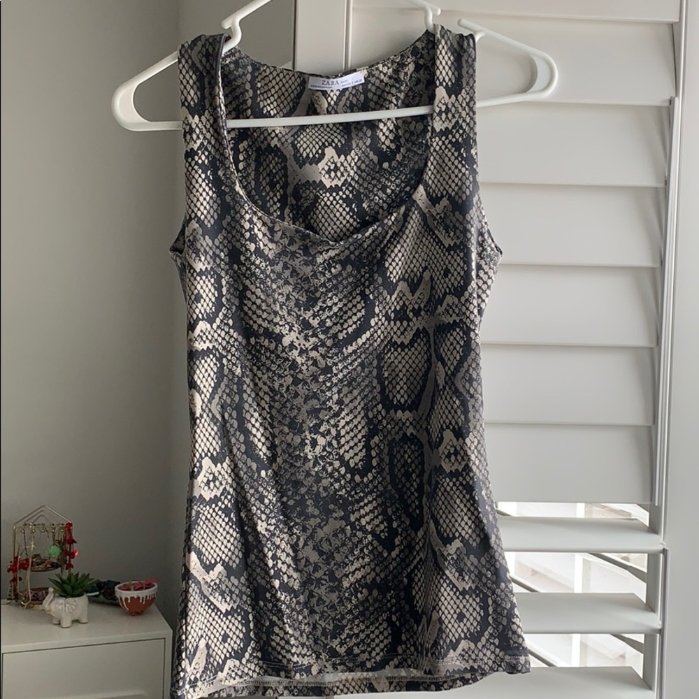 Snake skin tight tank top